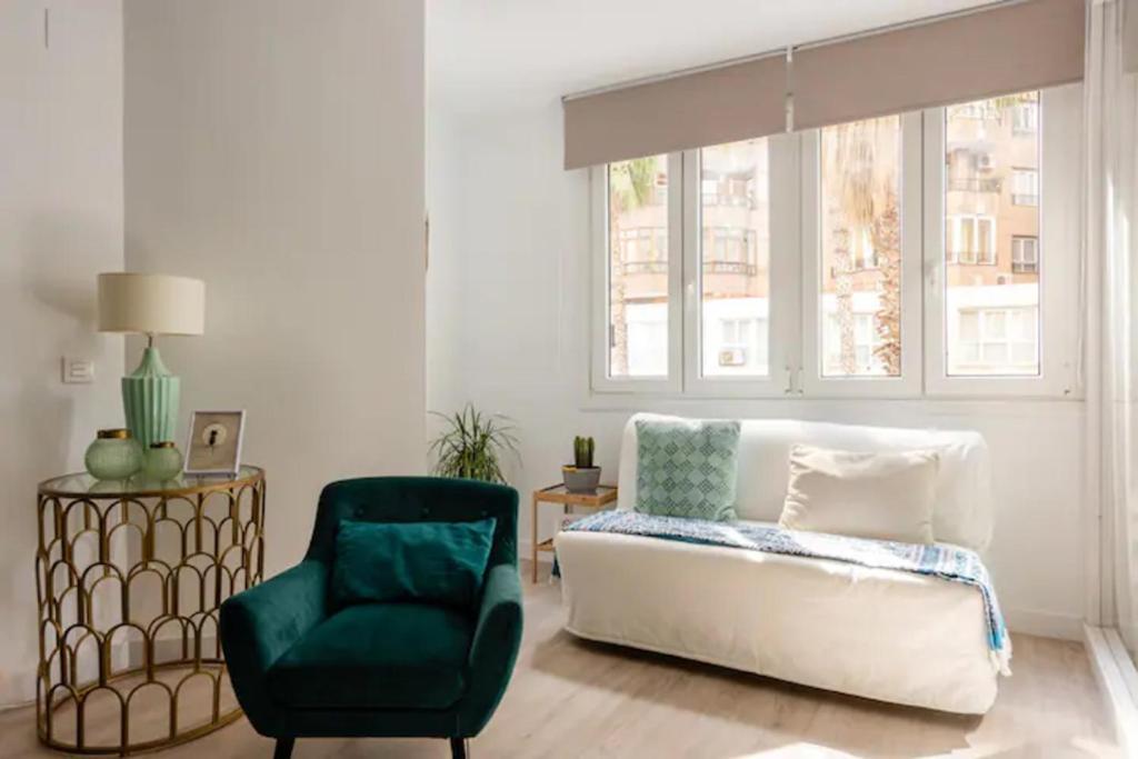 Nuevo Apartamento Lujo Playa Malagueta-Centro Малага Экстерьер фото
